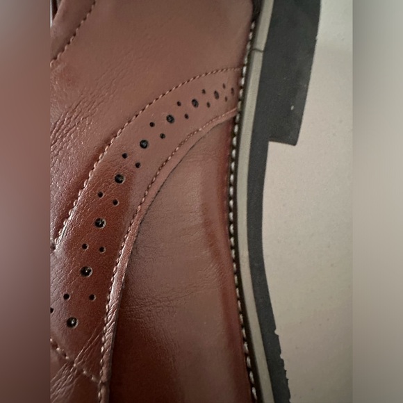 Men Pertorated Detail Lace up Front Dress Shoes Business Derby Shoes For Outdoor - Picture 8 of 16